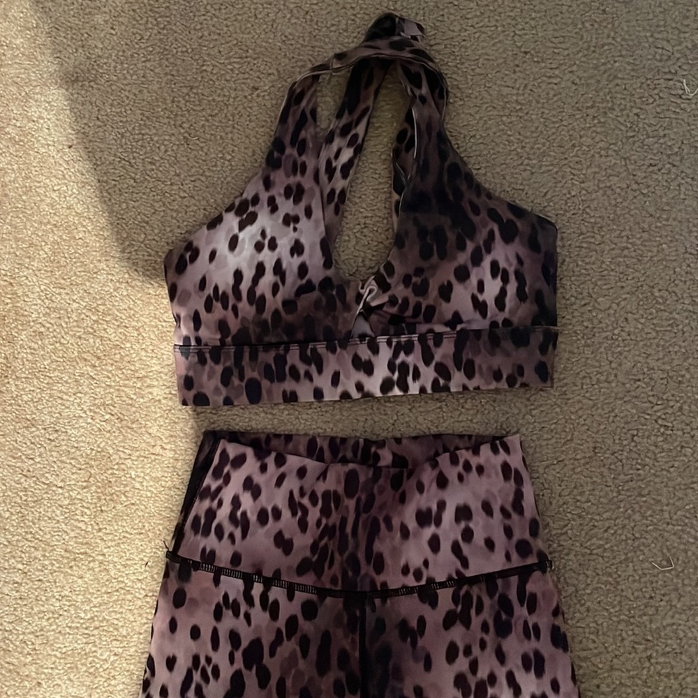 Fabletics Workout Set - image 2